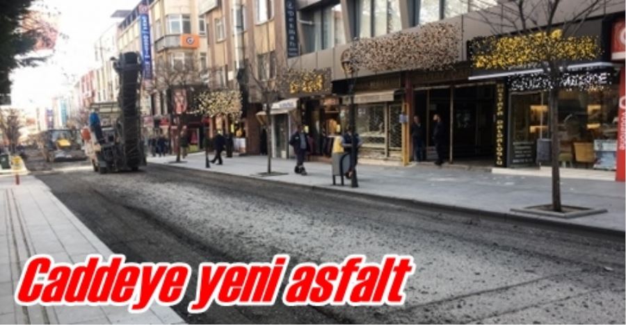 Caddeye yeni asfalt