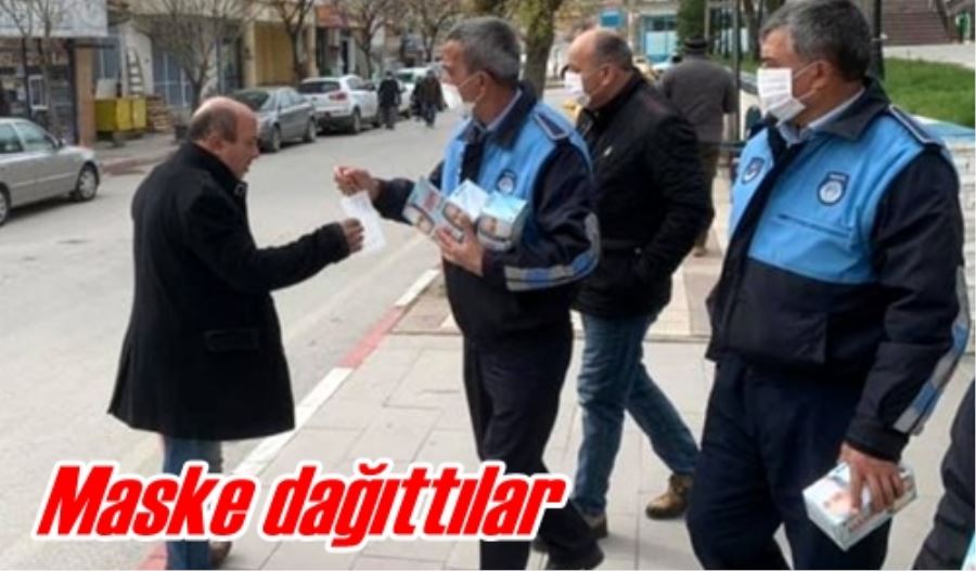 Maske dağıttılar
