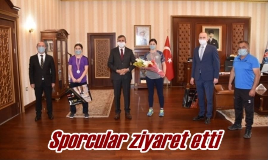 Sporcular ziyaret etti