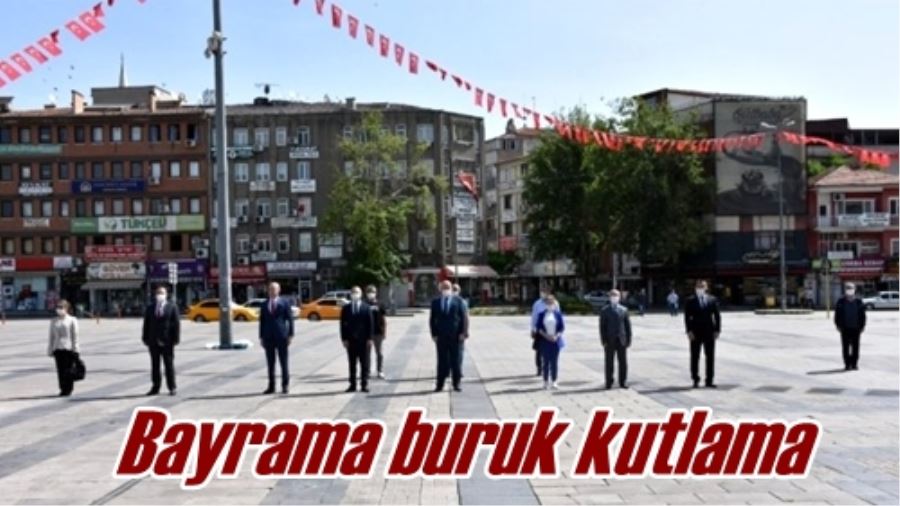 Bayrama buruk kutlama