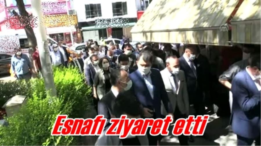 Esnafı ziyaret etti
