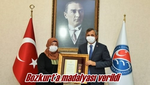 Bozkurt’a madalyası verildi 