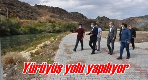 Yürüyüş yolu yapılıyor 