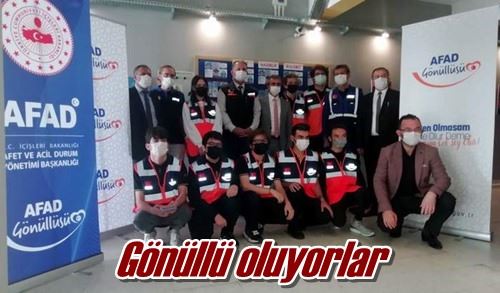 Gönüllü oluyorlar