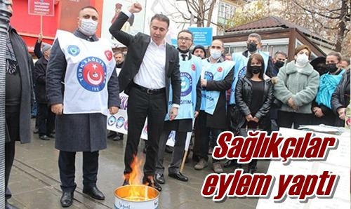 Sağlıkçılar eylem yaptı