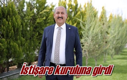 İstişare kuruluna girdi