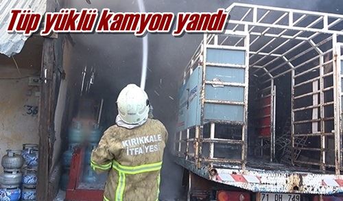 Tüp yüklü kamyon yandı