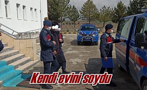 Kendi evini soydu