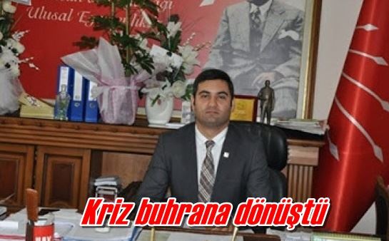 Kriz buhrana dönüştü