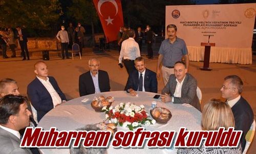 Muharrem sofrası kuruldu