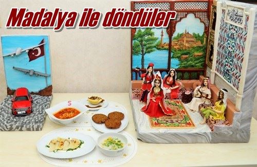 Madalya ile döndüler