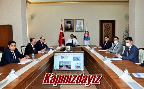 Kapınızdayız