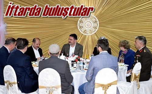 İftarda buluştular