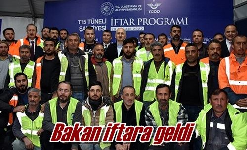 Bakan iftara geldi