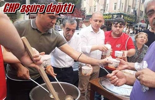 CHP aşure dağıttı
