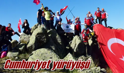 Cumhuriyet yürüyüşü