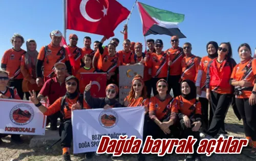 Dağda bayrak açtılar