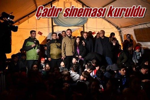 Çadır sineması kuruldu