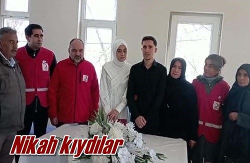 Nikah kıydılar