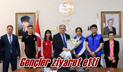 Gençler ziyaret etti