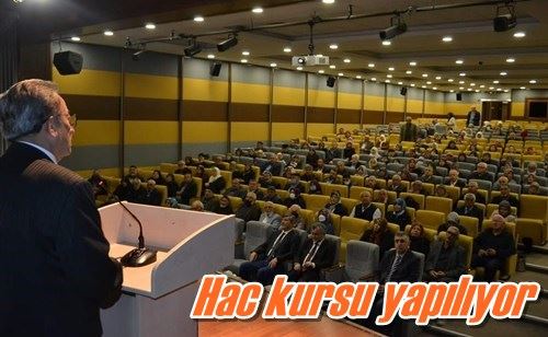 Hac kursu yapılıyor