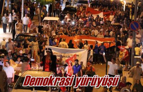 Demokrasi yürüyüşü