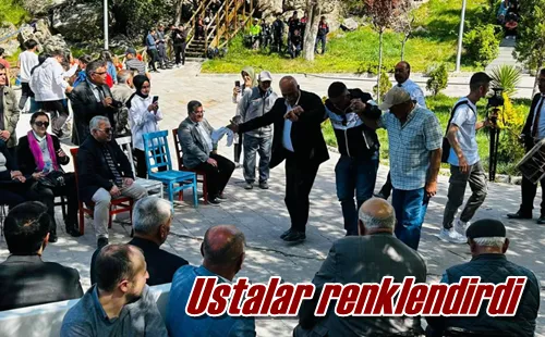 Ustalar renklendirdi