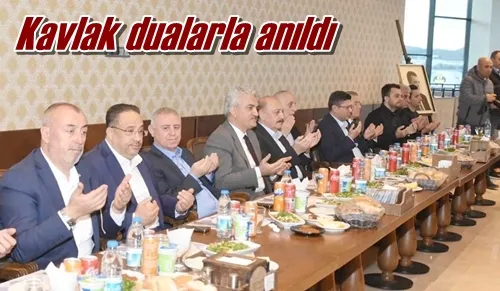 Kavlak dualarla anıldı