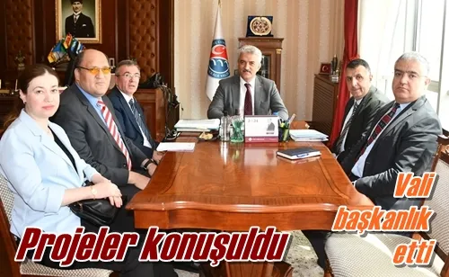 Projeler konuşuldu