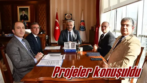 Projeler konuşuldu