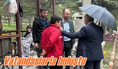 Vatandaşlarla buluştu