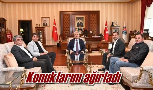 Konuklarını ağırladı