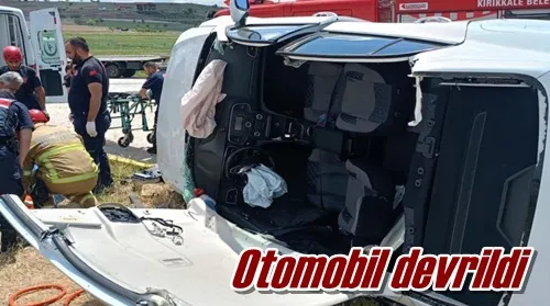 Otomobil devrildi