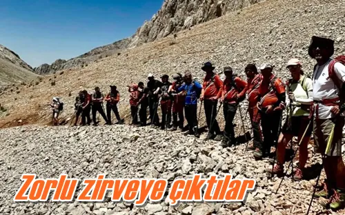 Zorlu zirveye çıktılar