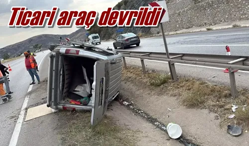 Ticari araç devrildi