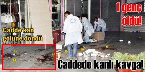 Caddede bıçaklı kavga!