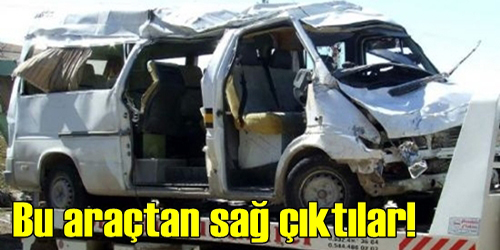 Karakeçilide Minibüs Devrildi
