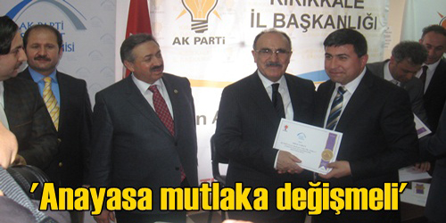 Anayasa Mutlaka Değişmeli