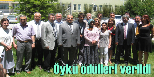 Genç Öykücüler Ödüllerini Aldı  