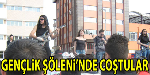 Gençlik Meclisi`nden Şölen