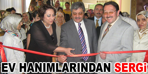 Ev Hanımlarından Örnek Sergi
