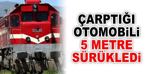 Tren, Otomobile Çarptı