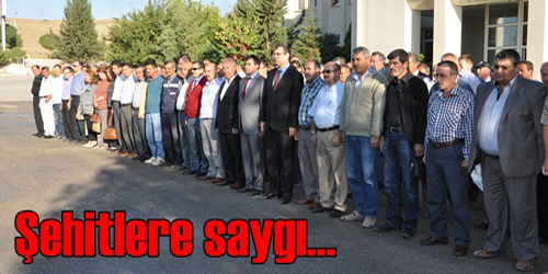 Saygı Duruşunda Bulundular