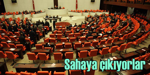 Vekiller Sahaya Çıkıyor