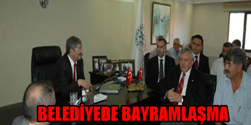 AKP BAYRAMLAŞMASINDA KATILIM BÜYÜK OLDU