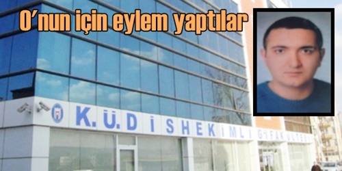 Öğrencilerden oturma eylemi