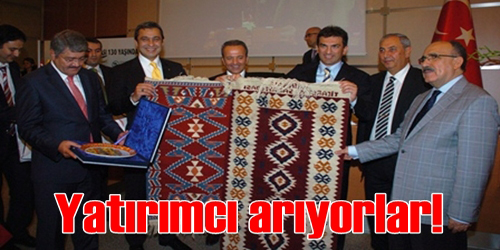 Kapa Kapı Dolaşıyorlar