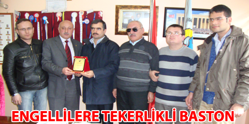 ENGELLİLERE TEKERLEKLİ BASTON