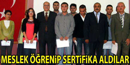 Kursiyerler Sertifikalarını Aldı