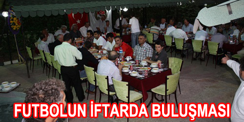 İftar Yemeği Verdiler